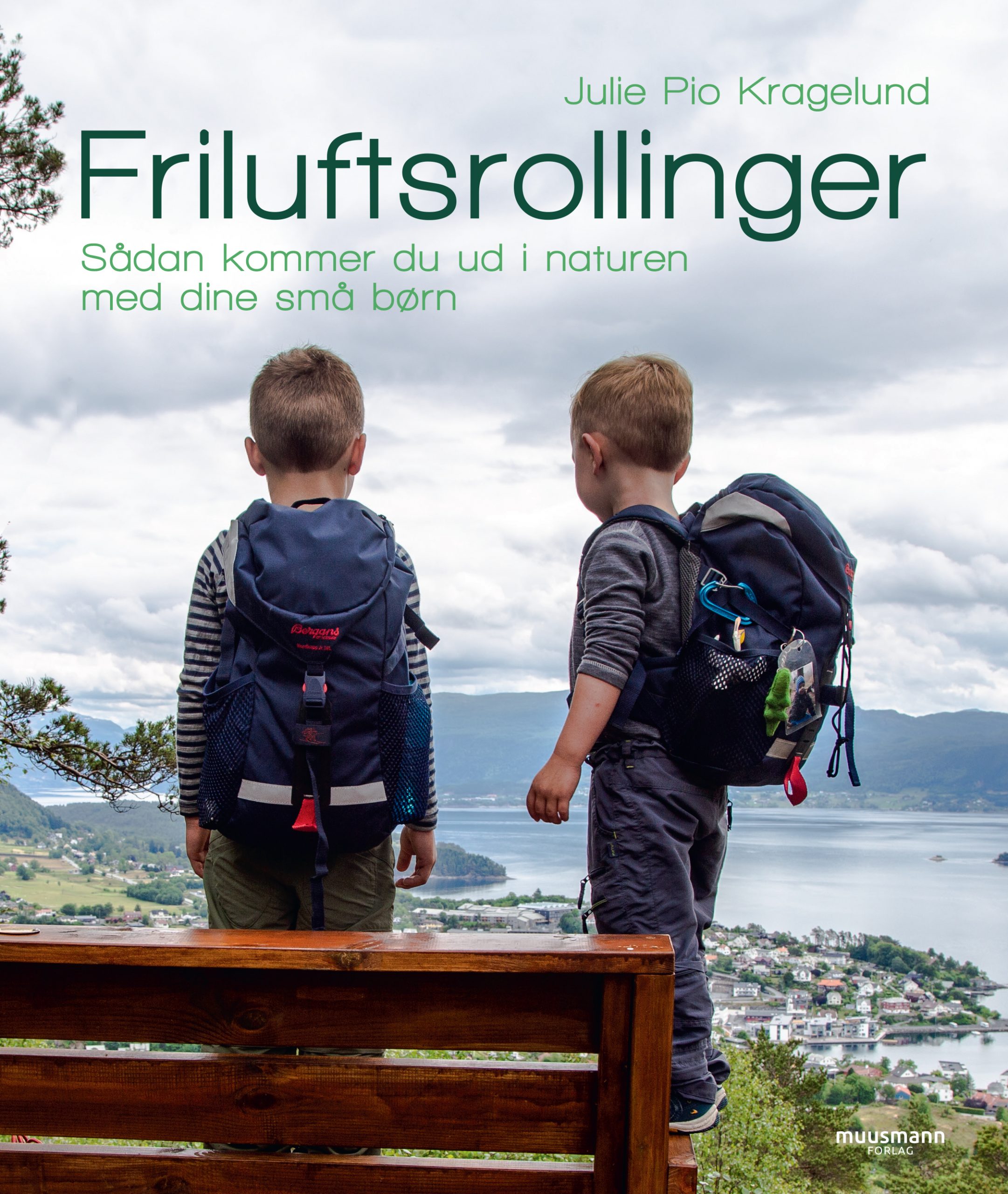 Friluftsrollinger Sådan kommer du ud i naturen med dine små børn af Julie Pio Kragelund, bøger til efterårsferien og friluftsliv, Muusmann Forlag