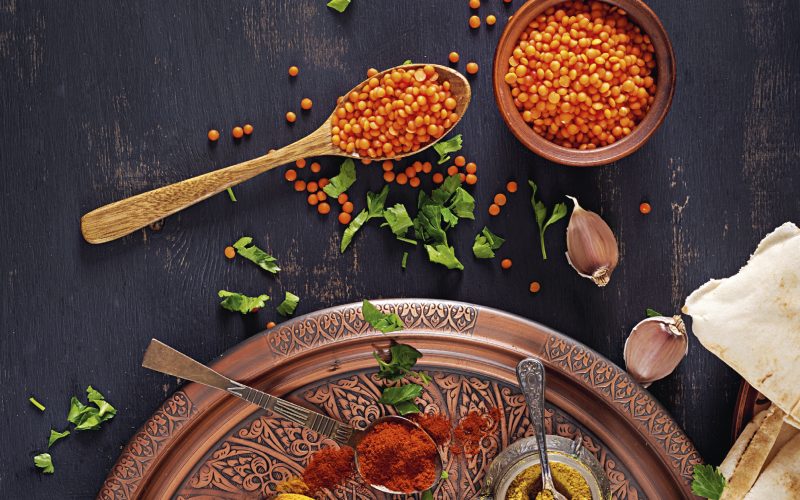 Mamas daal Rubina Anjum, Uswa Anjum & Elias NomaniRubina Anjum, Uswa Anjum Elias Nomani Muusmann forlag